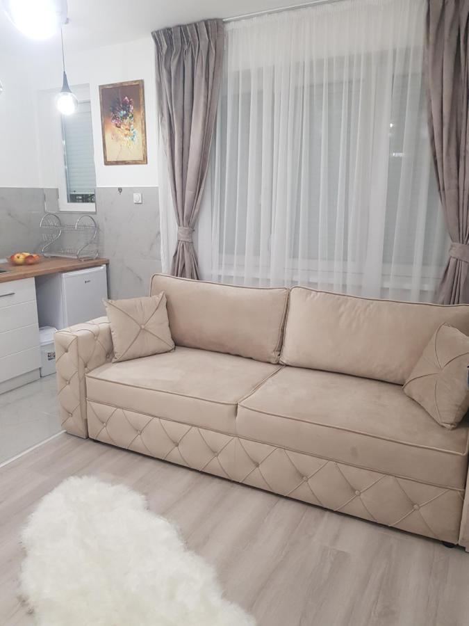 City Diamond Apartment Skopje Esterno foto