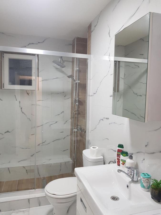 City Diamond Apartment Skopje Esterno foto